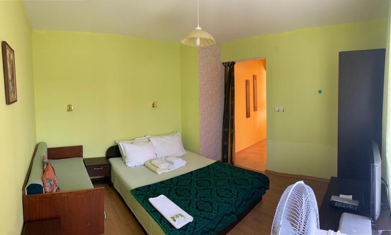 Guest House “Olesya” オブゾー エクステリア 写真