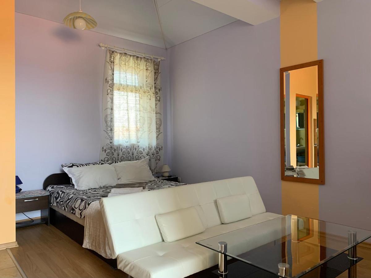 Guest House “Olesya” オブゾー エクステリア 写真